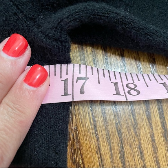 J.Crew Black Pullover Ladies Sweater Size XS - Picture 5 of 6
